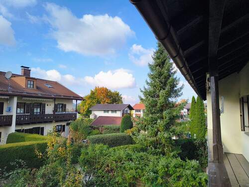 Titelbild - Charmante 2-Zi Wohnung im 1. OG mit Tageslichtbad und Stellplatz