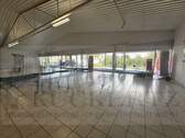 Verkaufsfläche - Halle in Düren