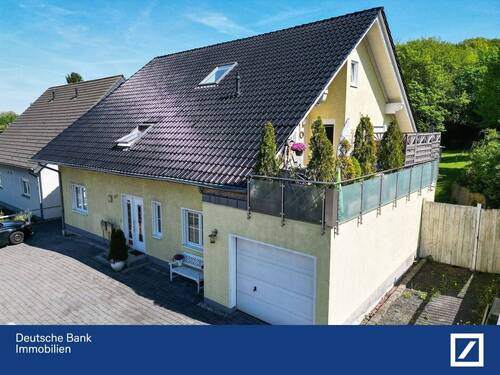 Blick auf die Dachterrasse - - RESERVIERT! - Großzügige Wohnung mit Dachterrassen-Highlight in der Aplerbecker-Mark!