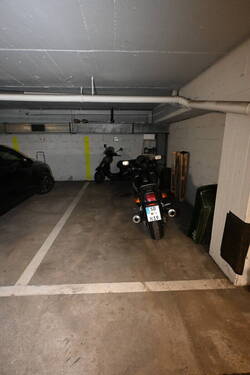 Garage - 