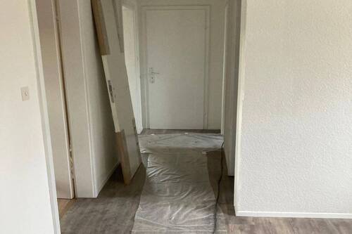 DG Wohnung Flur II während Modernisierung - 