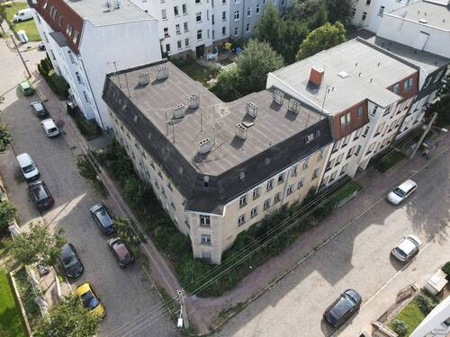 Bild 1 - Unsaniertes Mehrfamilienhaus nach Sanierung - Ihre Chance zur individuellen Gestaltung