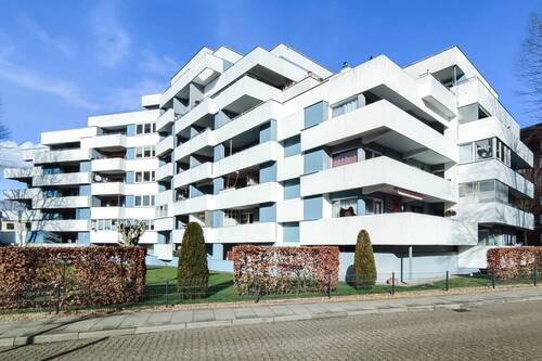 attraktive 3-Zimmer Wohnung - Geräumige 3-Zimmer-Wohnung mit 2 Balkonen in zentrumsnaher Lage