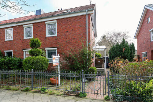 Außenansicht - 5 Zimmer Doppelhaushälfte zum Kaufen in Wilhelmshaven-Innenstadt