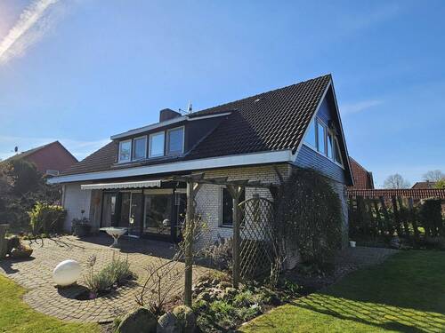 hinterer Giebel _ Terrasse - Einfamilienhaus mit 169,90 m&sup2; in Visselhövede zum Kaufen