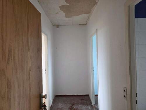 3. OG rechts Flur - Etagenwohnung mit 31,50 m² in Burow zur Miete