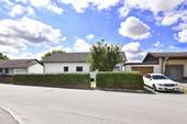 Haus und Garage - 