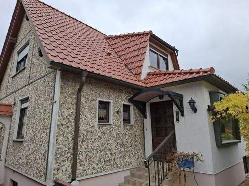 Hinteransicht/Hauseingangsseite - 