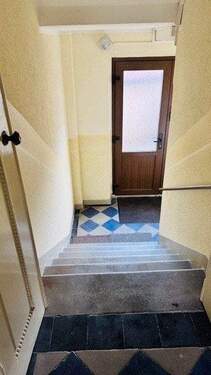 Treppe zum Hofausgang - 