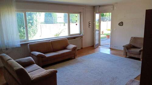 Wohn- und Esszimmer EG - 