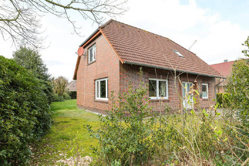 Außenansicht - 6 Zimmer Einfamilienhaus in Friedeburg-Horsten