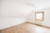 Schlafzimmer - 2 Zimmer Etagenwohnung zum Kaufen in Oberriexingen