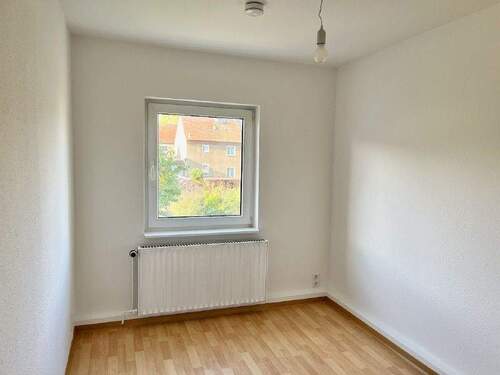 3 Arbeiten - 3 Zimmer Etagenwohnung in Dresden