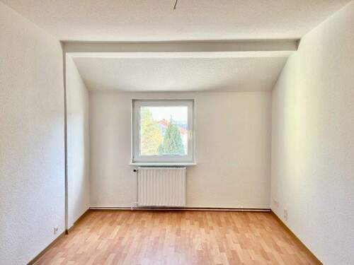 4 Schlafen - Etagenwohnung mit 62,00 m² in Dresden zur Miete