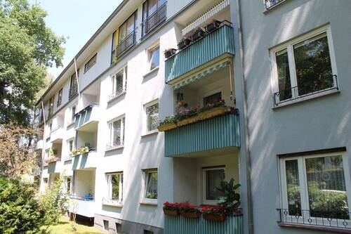 Hausansicht - Zentral und begehrt Wohnen in der Kasseler Südstadt!