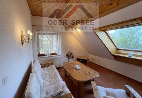 Zimmer im Dachgeschoss - 