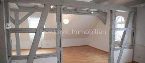 Wohnung im Dachgeschoss - 