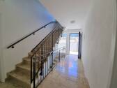 Treppenhaus Linkes Haus.jpg - 