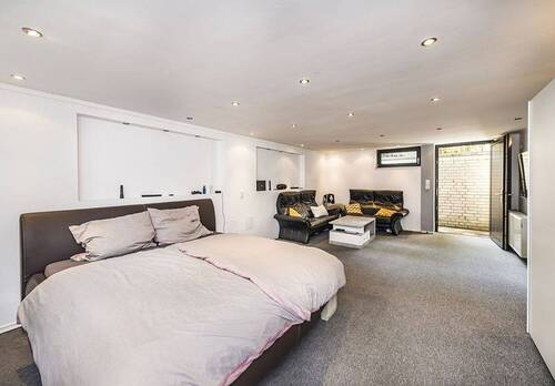 Zimmer mit sep. Eingang - 