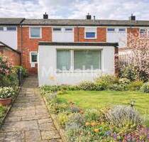 Top Lage Hannover: Reihenmittelhaus mit Wintergarten & Gartenparadies