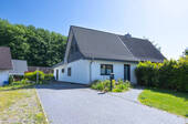 Außenansicht - Moderne Doppelhaushälfte in Waldrandlage in Albersdorf