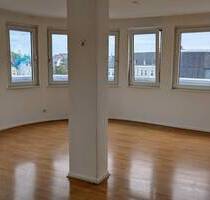 Schöne 2-Zimmerwohnung, mit großer Terrasse im Gründerzeitviertel - Mönchengladbach Stadtmitte