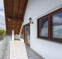 Helle, familienfreundliche Dachgeschosswohnung mit attraktivem Raumkonzept - Riedlingen Neufra