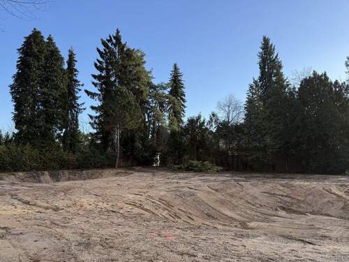 Bild 1 - Exklusives Grundstück mit Baugenehmigung in Bestlage - Weiherhaus, Nürnberg