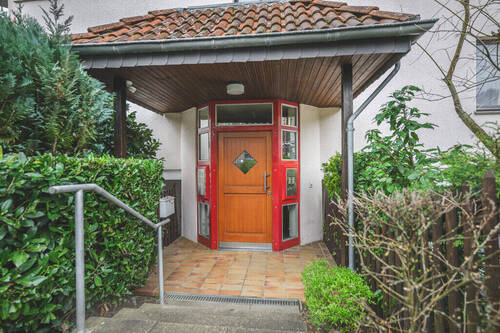 Hauseingang - 3 Zimmer Etagenwohnung in Aachen