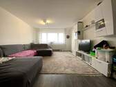 Wohnzimmer - 3 Zimmer Etagenwohnung zur Miete in Ludwigsburg
