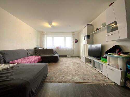 Wohnzimmer - 3 Zimmer Etagenwohnung zur Miete in Ludwigsburg