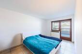 Schlafzimmer - 2 Zimmer Etagenwohnung in Weinstadt