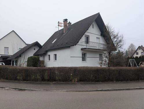 Front1 - Einfamilienhaus in Walkertshofen (provisionsfrei)