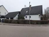 Front3 - 6 Zimmer Einfamilienhaus in Walkertshofen