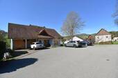 Hausansicht Vorderseite/Zufahrt - 6 Zimmer Einfamilienhaus zum Kaufen in Stockach