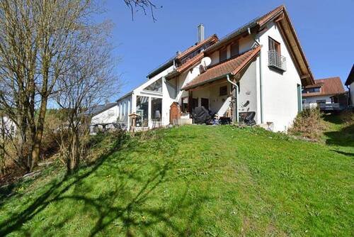 Hausansicht Rückseite - Einfamilienhaus mit 242,00 m&sup2; in Stockach zum Kaufen