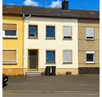 Charmantes Reihenmittelhaus mit Ausbaupotenzial und großer Dachterrasse in Wasserliesch