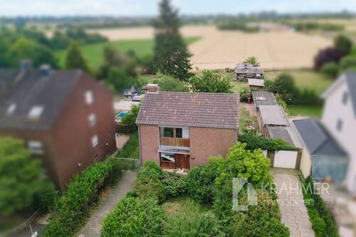 Luftaufnahme - Grundstück in Meerbusch / Nierst
