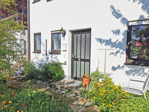 Hauseingang Souterrain - 