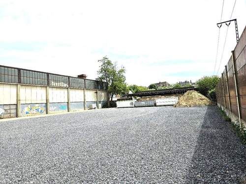Außenfläche - Riesige Außenfläche mit Industriehalle!!!
