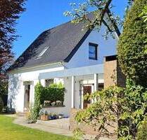 Alle Augen auf diese Immobilie! Grandioses EFH mit XXL-Garten, Nebengebäude + Garage! 0 % Käuferprovision! - Delmenhorst Brendel/Adelheide Alle Augen auf diese Immobilie! Grandioses EFH mit XXL-Garten, Nebengebäude + Garage! 0 % Käuferprovision! - Delmenhorst Brendel/Adelheide