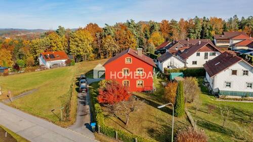 Außenansicht Drohne 4 - Mehrfamilienhaus, Wohnhaus mit 165,00 m&sup2; in Eging a. See zum Kaufen