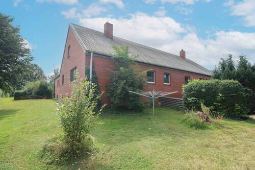 Als Startbild verwenden - 1 Zimmer Einfamilienhaus in Tröndel