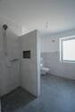 Modernes Badezimmer - 