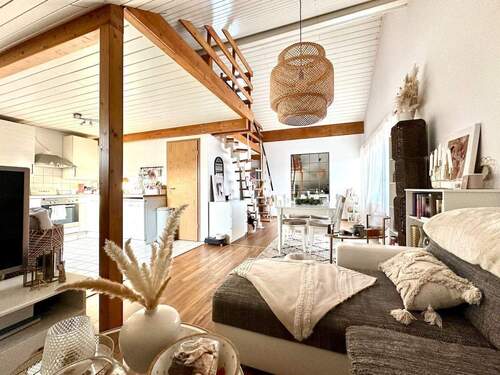 Wohnzimmer - 2 Zimmer Etagenwohnung zur Miete in Neuss