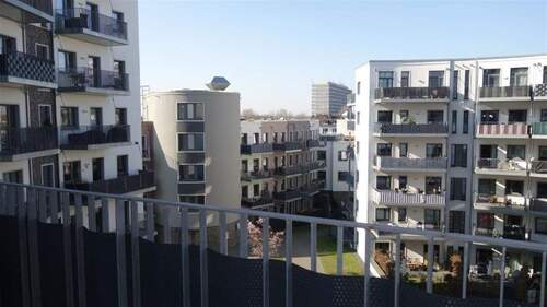 Blick von Balkon 2 - 