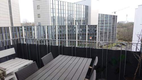 Blick von Balkon 1 - Etagenwohnung mit 95,50 m&sup2; in Düsseldorf zur Miete
