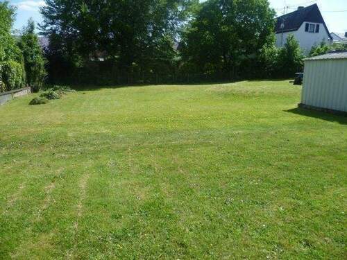 Blick von der Straße - Schönes Baugrundstück in Elversberg zu verkaufen!