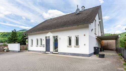 Außenansicht 2 - 6 Zimmer Einfamilienhaus in Annweiler