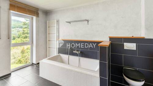 1. OG Badezimmer 1 - 